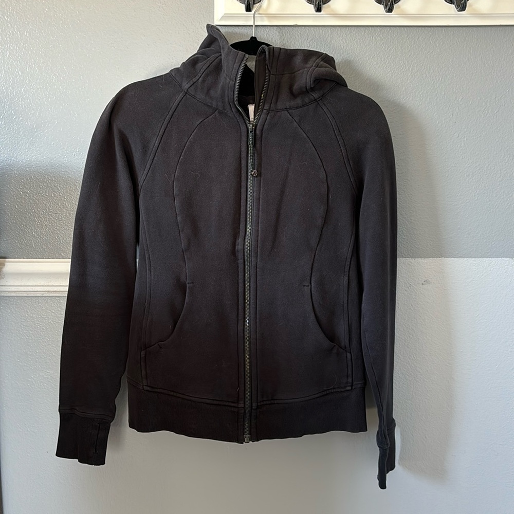 Lululemon Black Scuba #475
